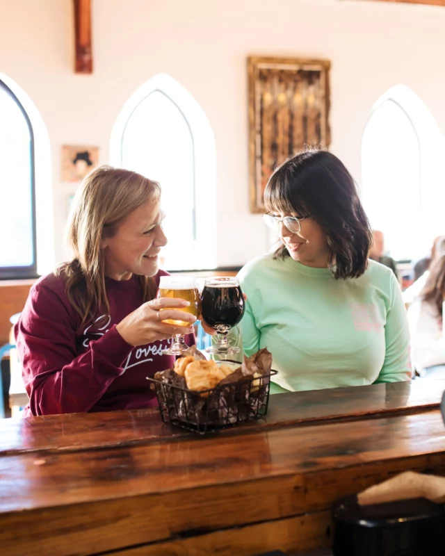 Raising our glass to all the Mothers' in our life! Today you deserve all of the love, gratitude and gestures of appreciation for all of the hard work you put in; day in, day out. Your hard work does not go unnoticed. May you be basking in relaxation, drink in hand, enjoying a meal you didn't have to cook! 🖤🍻 #somebodylovesyou #mothersday